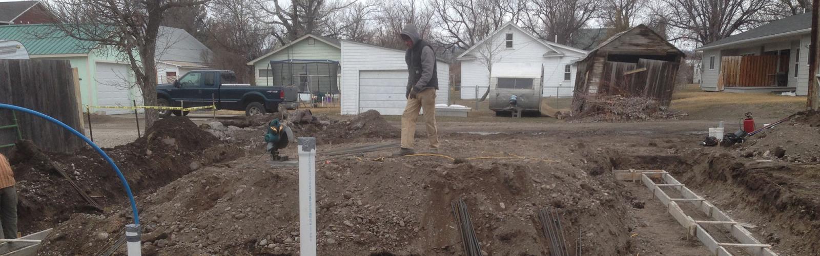 placing rebar in footing forms